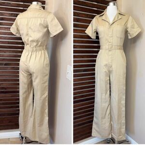 JC Penney Fashions 1970s Vintage Beige Short Sleeve Wide Leg Jumpsuit Pockets